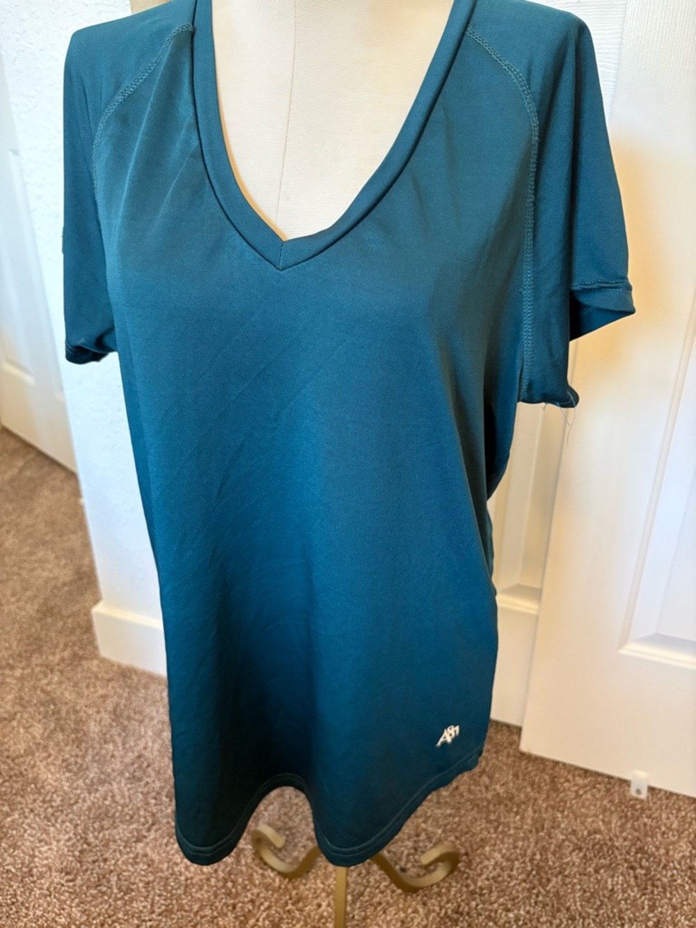 Aeropostale Teal V-Neck Short Sleeve Tee
